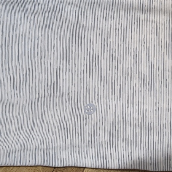 Lululemon On the Fly  Grey Women's Pants Size 6 - Picture 4 of 10